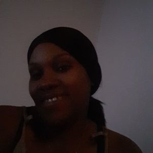 Meet your Posher, Desiree